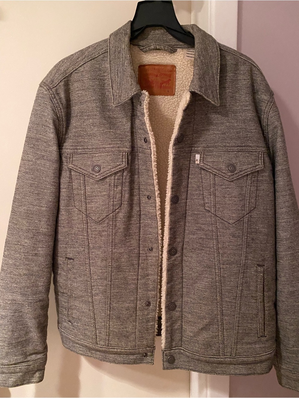 Levi's Men's Gray Sherpa-Lined Trucker Jacket